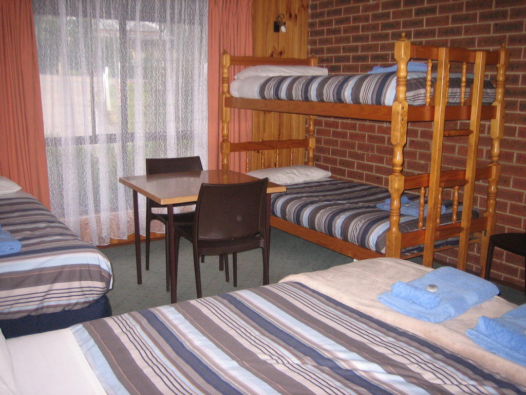 Orbost Country Road Motor Inn Habitación foto